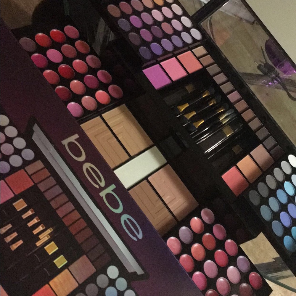BeBe Make Up